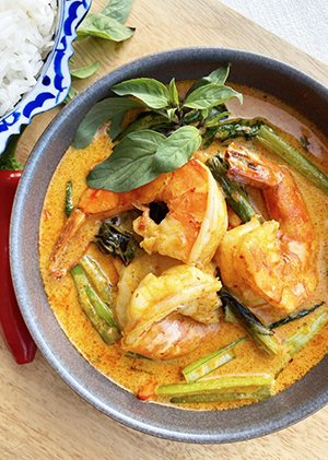 King Prawn Thai Red Curry - Mae Jum Store