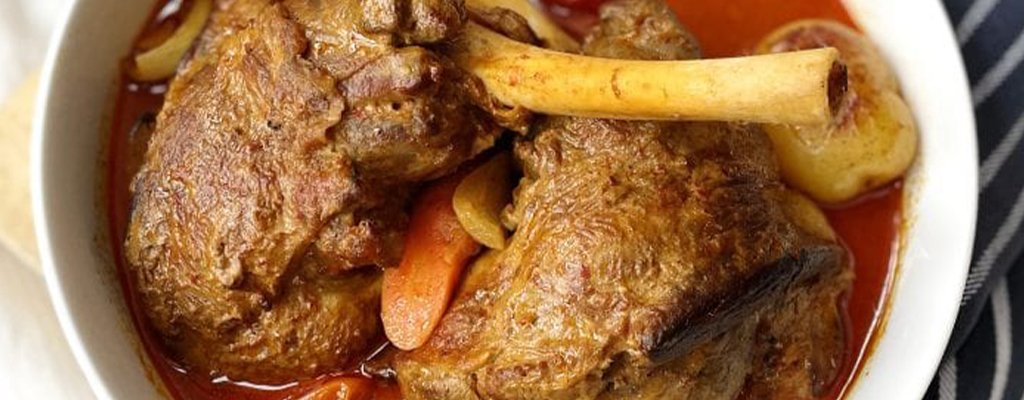 Lamb Shank Massaman Curry - Mae Jum Store