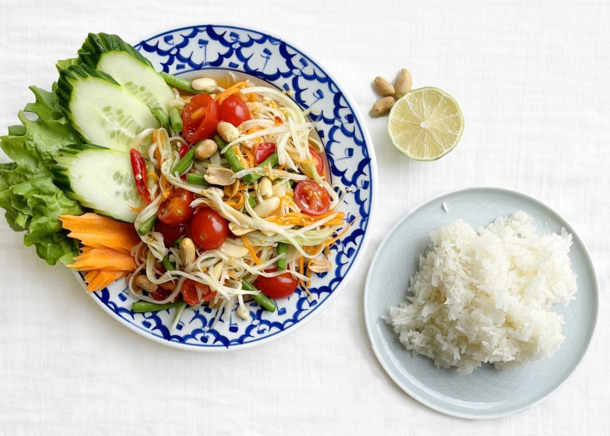 Som Tam - Green Papaya Salad - Mae Jum Store