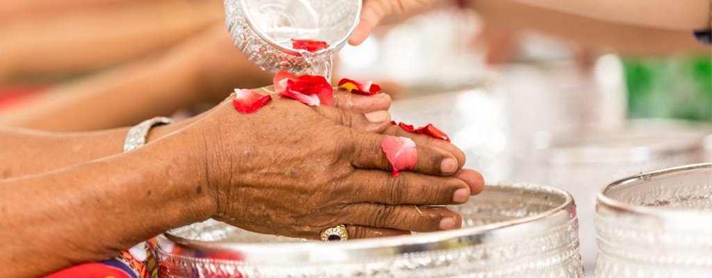 Thai Songkran Celebrations - Mae Jum Store